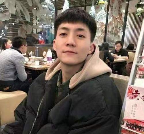 迪迪的第一张照片--临沂相亲服务中心
