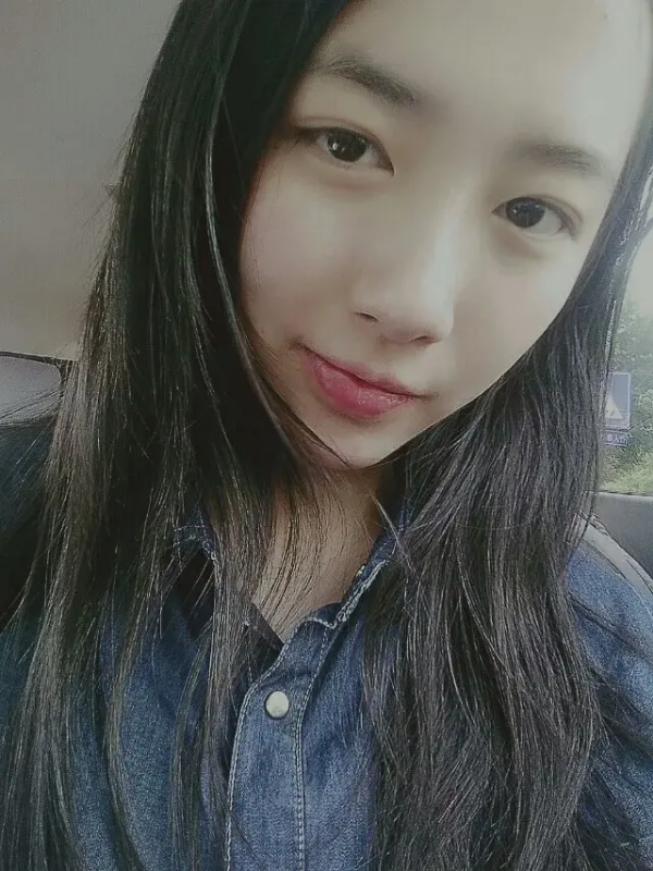 小她的第一张照片--临沂相亲服务中心