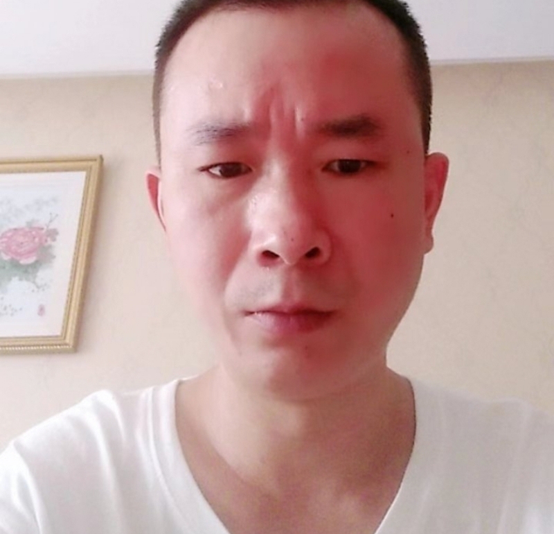 自由飞翔的第一张照片--临沂相亲服务中心