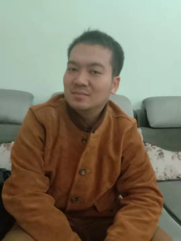 艺民的第一张照片--临沂相亲服务中心