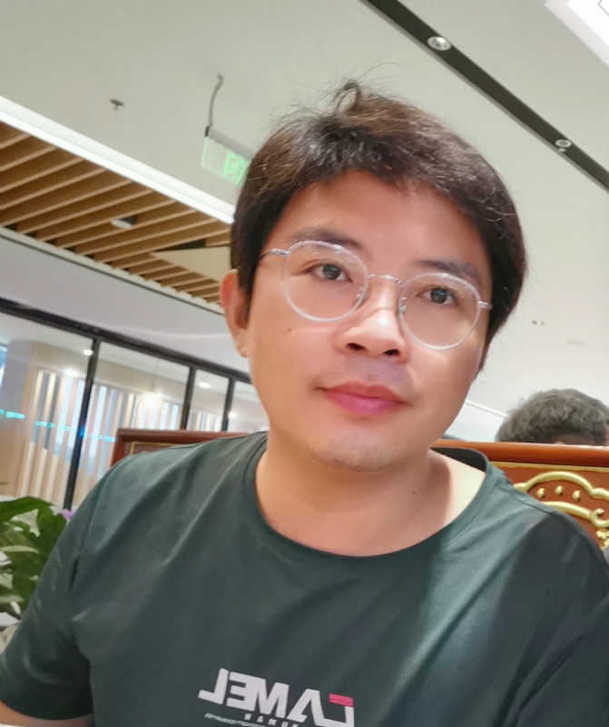 陆迅的第三张照片--临沂相亲服务中心