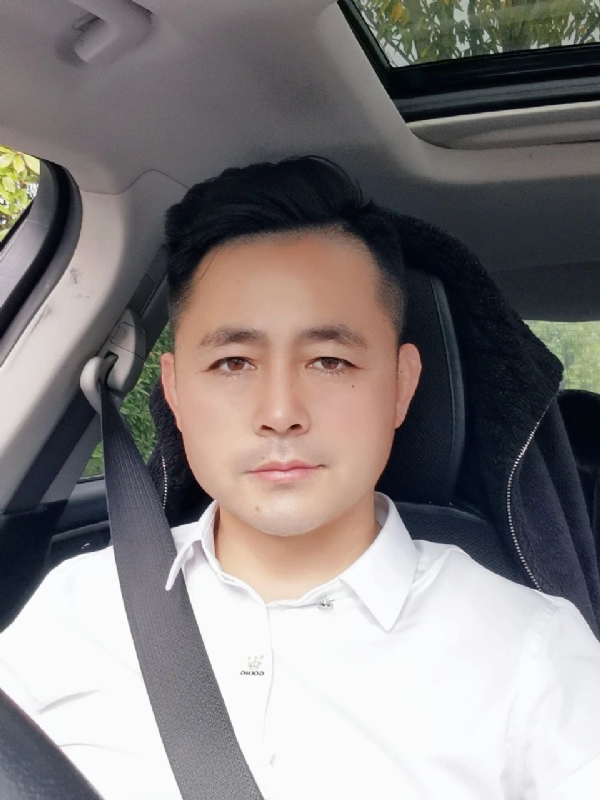 阿华大人的第一张照片--临沂相亲服务中心