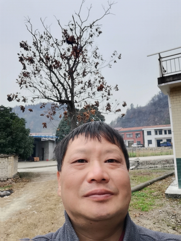 苏众青春冲浪的第二张照片--临沂相亲服务中心