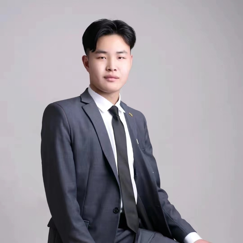 孤独的狼的第一张照片--临沂相亲服务中心