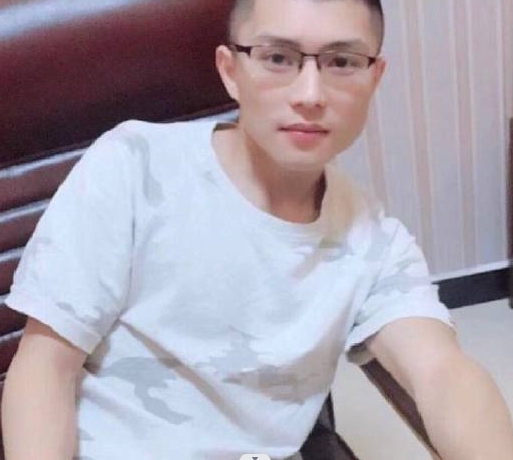 辉辉辉的第一张照片--临沂相亲服务中心