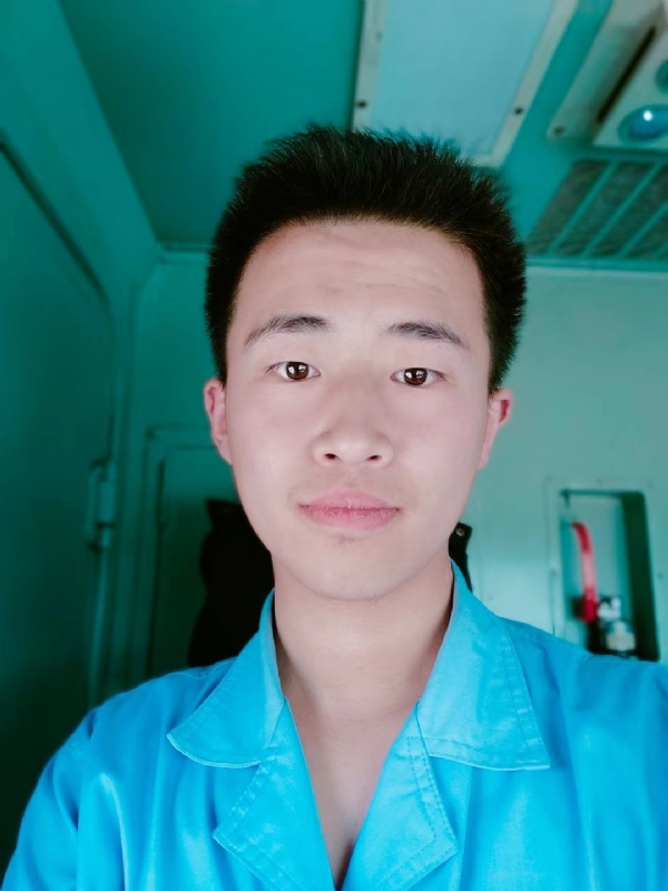 生而为人的第一张照片--临沂相亲服务中心
