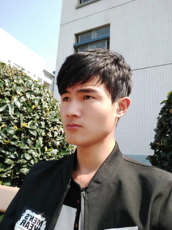 阳光男孩的第四张照片--临沂相亲服务中心