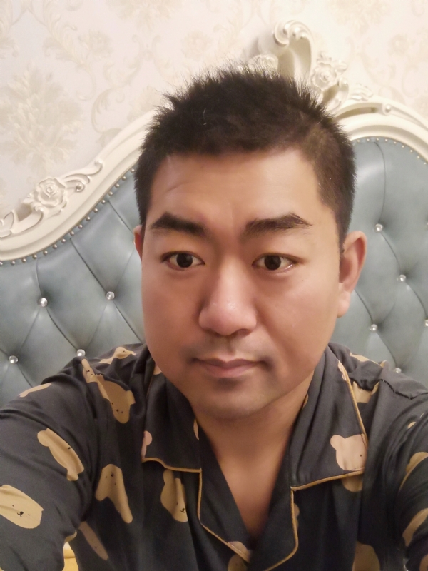 曾经的第一张照片--临沂相亲服务中心