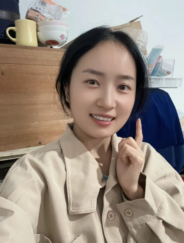 多喝热水的第一张照片--临沂相亲服务中心