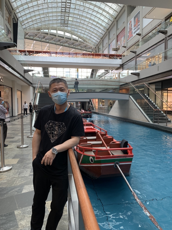 冬天的第一张照片--临沂相亲服务中心