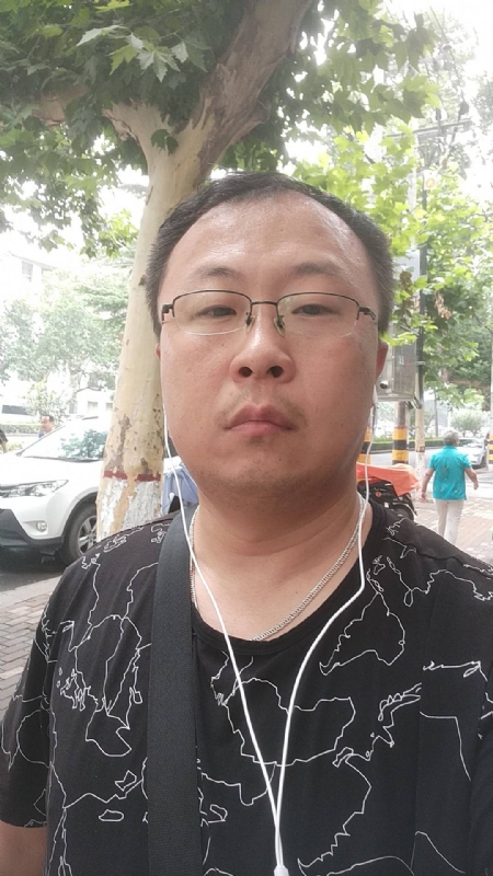 飘逸的星辰的第一张照片--临沂相亲服务中心
