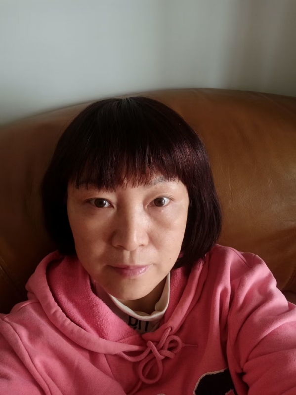 红玫瑰的第一张照片--临沂相亲服务中心