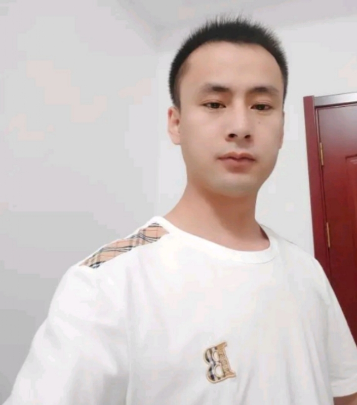 海阔天空的第一张照片--临沂相亲服务中心
