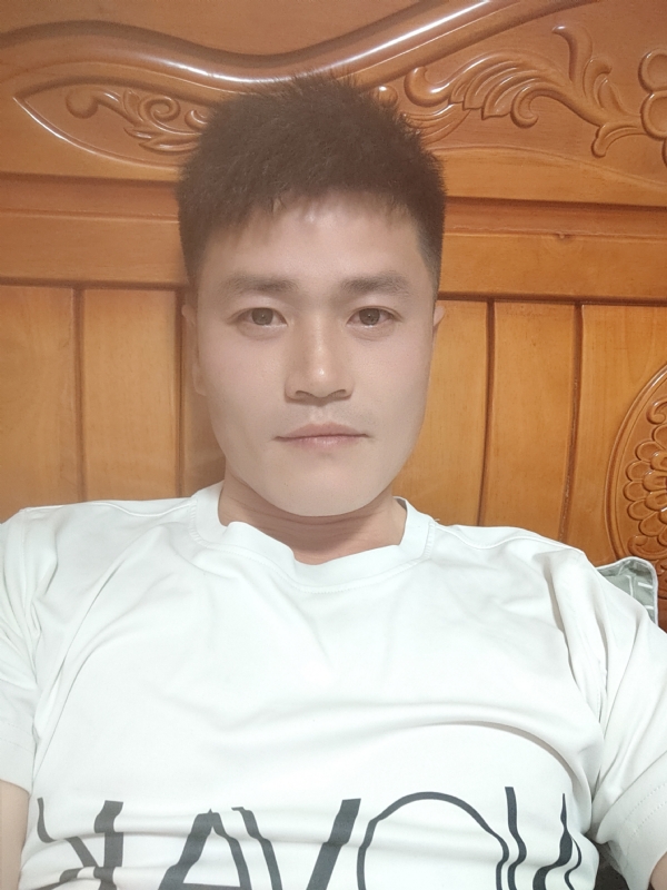 网球罗的第三张照片--临沂相亲服务中心