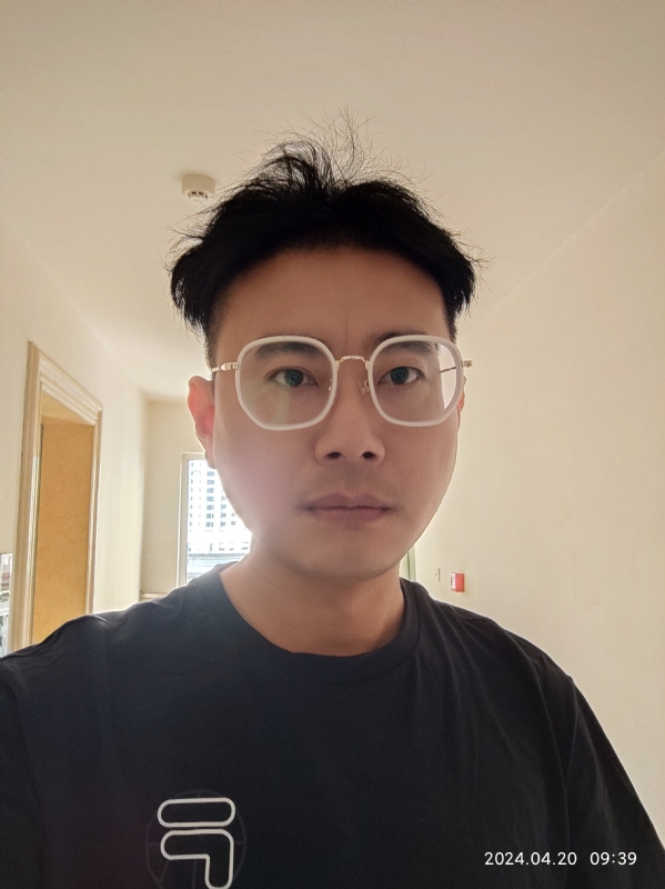信带小李的第一张照片--临沂相亲服务中心
