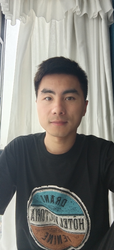 叶秋的第二张照片--临沂相亲服务中心