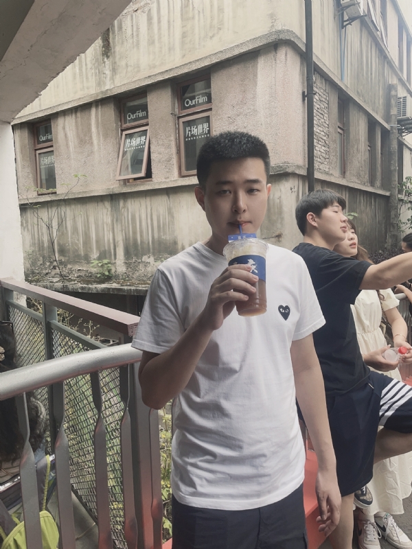 尚龙的第二张照片--临沂相亲服务中心
