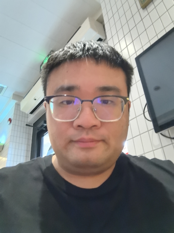 君临天下的第三张照片--临沂相亲服务中心