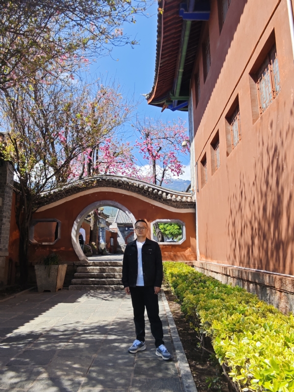 简单的第一张照片--临沂相亲服务中心
