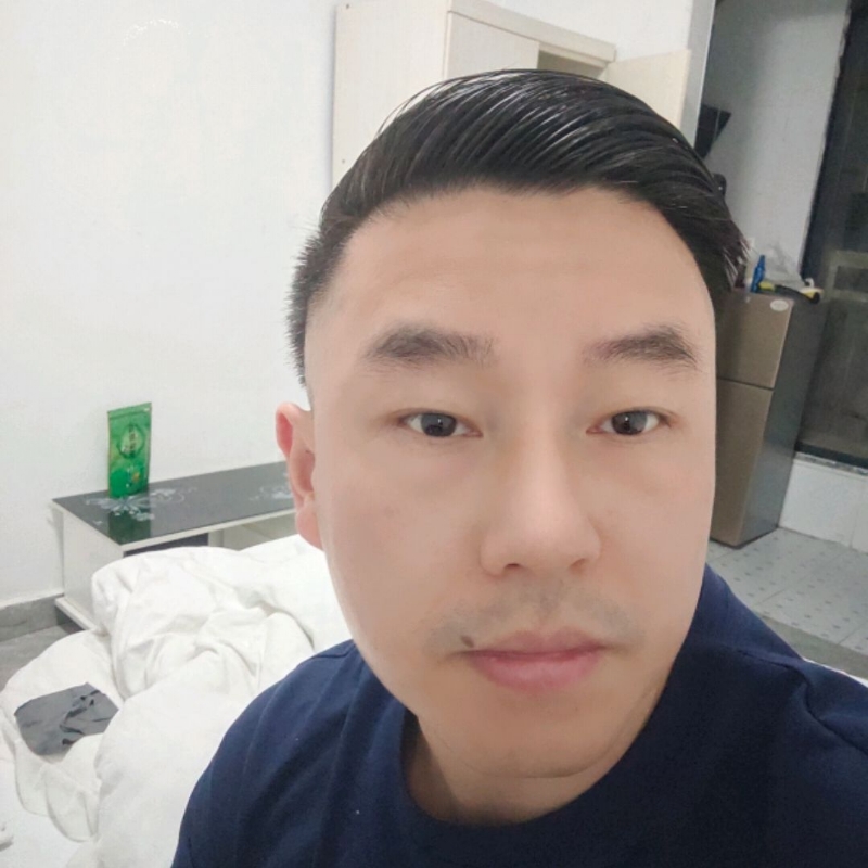 Poluk秦的第一张照片--临沂相亲服务中心