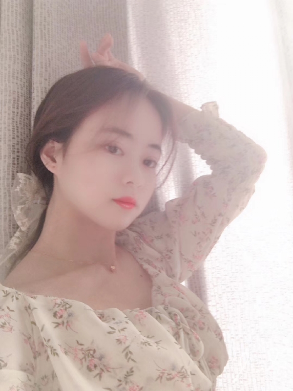泡芙的第五张照片--临沂相亲服务中心