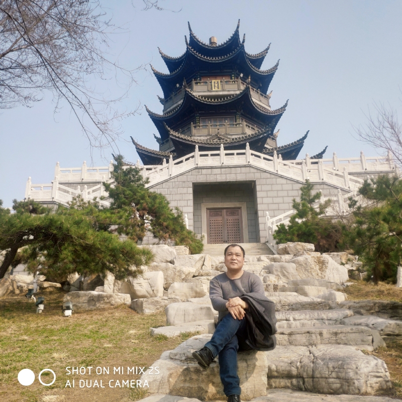 离群的羊的第一张照片--临沂相亲服务中心