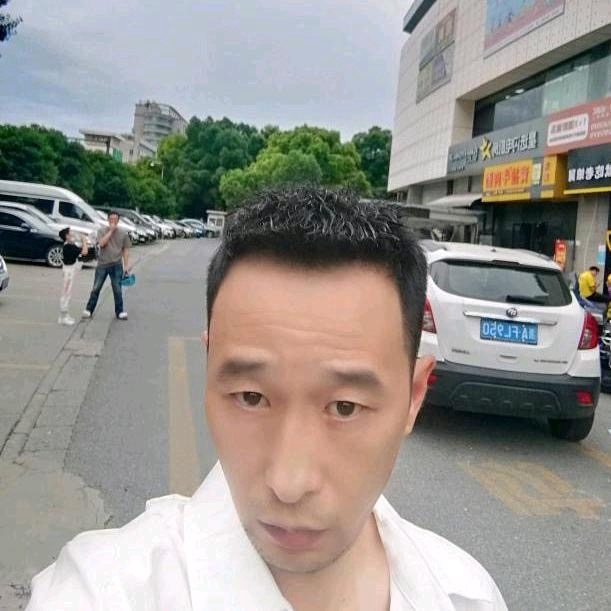 小林的第一张照片--临沂相亲服务中心