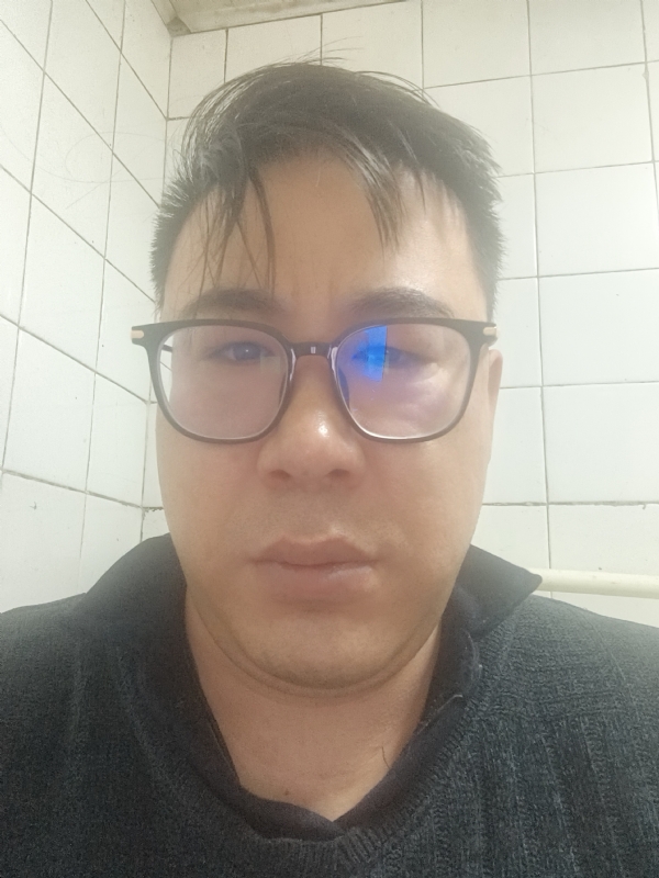 迷失自我的第一张照片--临沂相亲服务中心