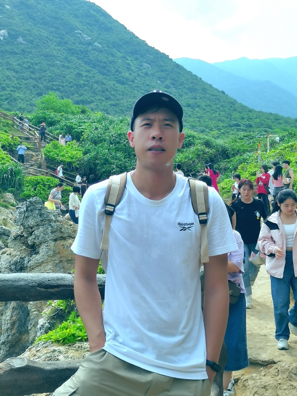 吴生的第二张照片--临沂相亲服务中心