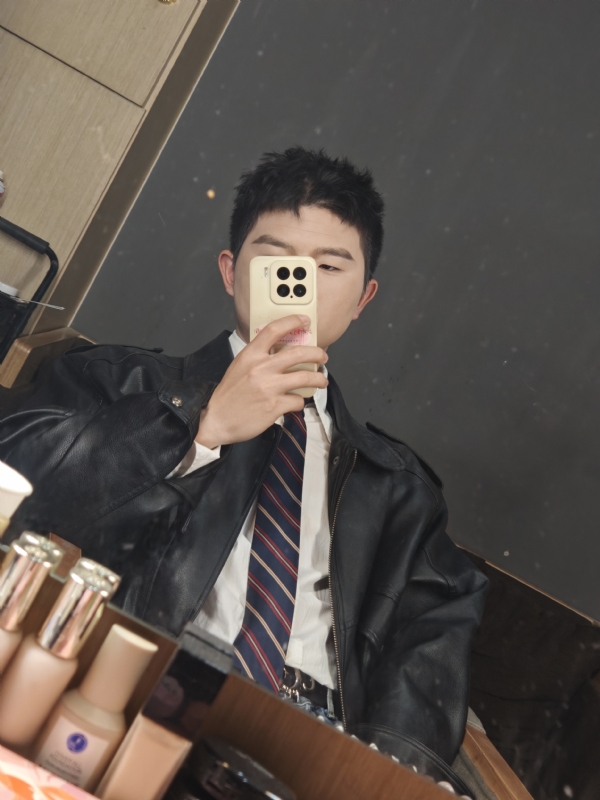 郝天翔的第一张照片--临沂相亲服务中心