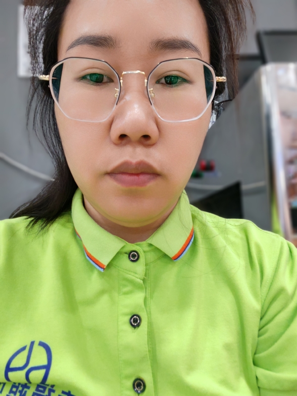 麻花小辫的第一张照片--临沂相亲服务中心