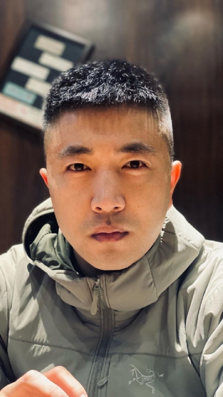 山中何缘的第一张照片--临沂相亲服务中心