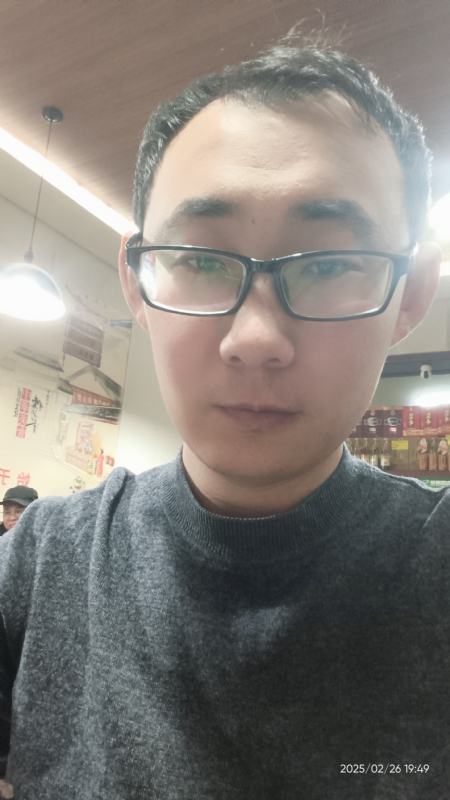 黑黑一笑的第一张照片--临沂相亲服务中心