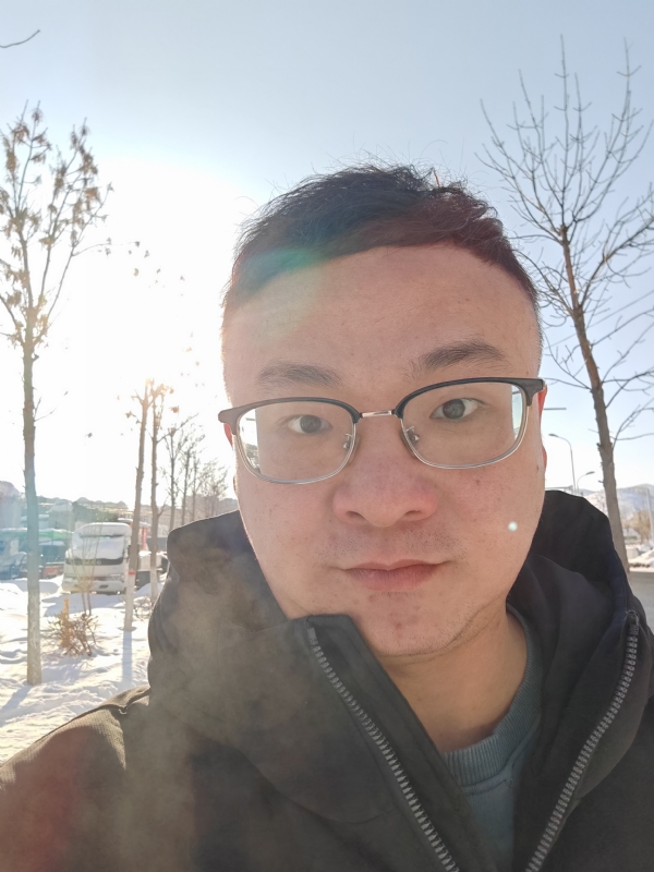压力山大的第一张照片--临沂相亲服务中心