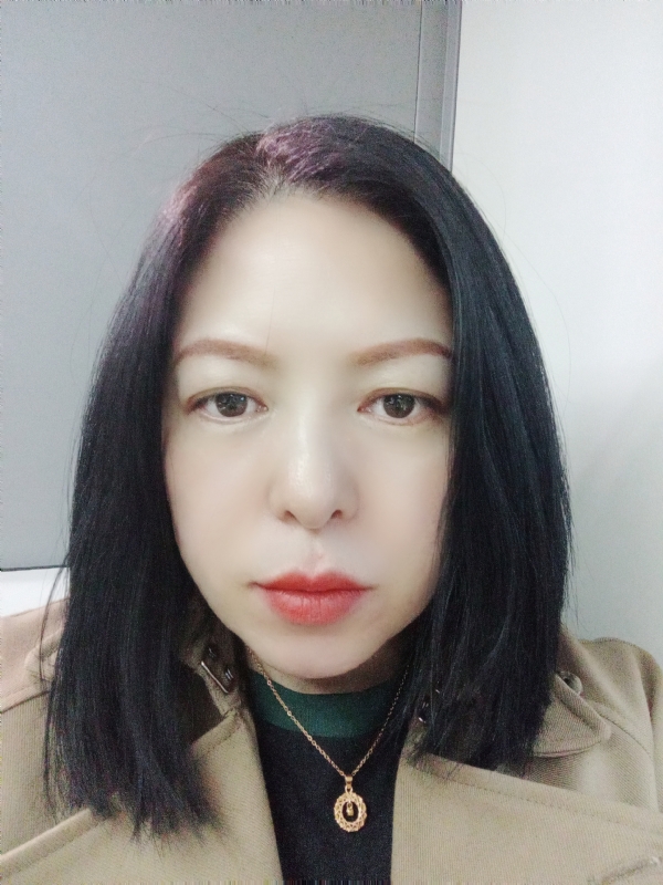 尘颜的第一张照片--临沂相亲服务中心