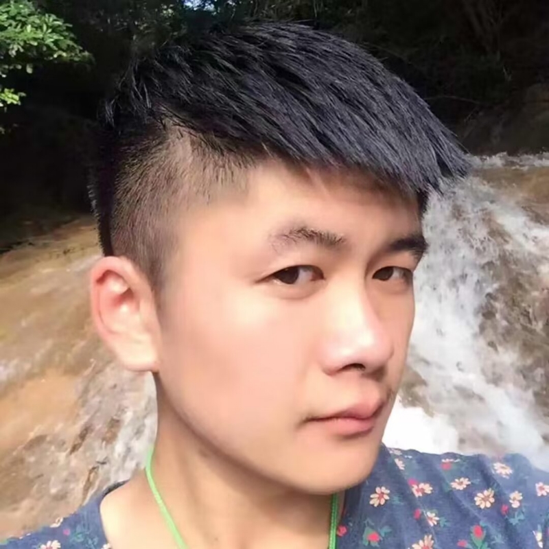 微笑的第一张照片--临沂相亲服务中心