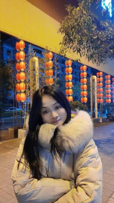 伊伊的第二张照片--临沂相亲服务中心