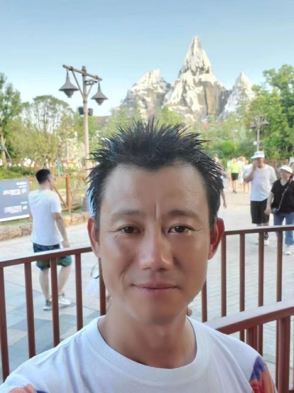 艾氏涂料博的第一张照片--临沂相亲服务中心