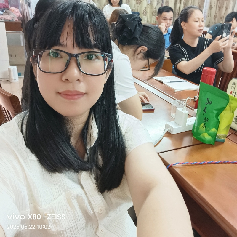 雯城慧敏的第一张照片--临沂相亲服务中心