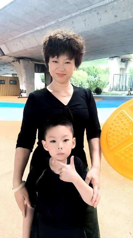 火凤凰的第一张照片--临沂相亲服务中心
