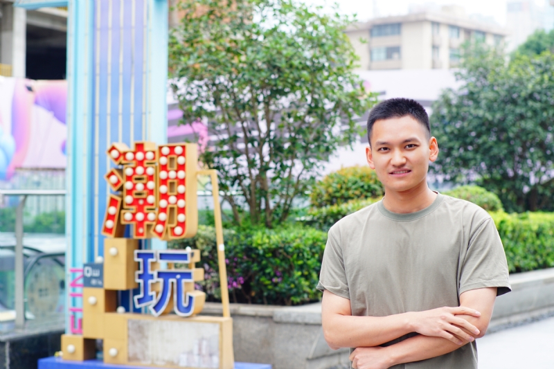 陌上烟雨的第一张照片--临沂相亲服务中心