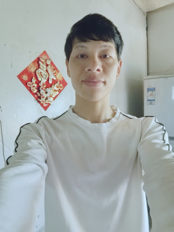 夏风微凉的第一张照片--临沂相亲服务中心