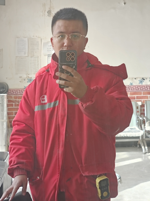 鹤某的第二张照片--临沂相亲服务中心