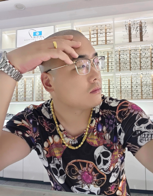 一生诺言的第一张照片--临沂相亲服务中心