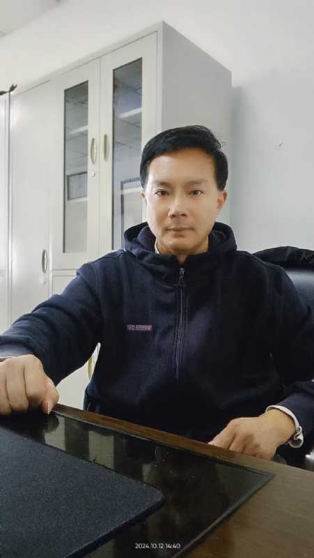 枫叶的第一张照片--临沂相亲服务中心
