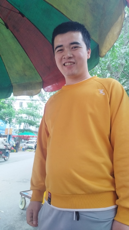 海中寻花柳的第一张照片--临沂相亲服务中心