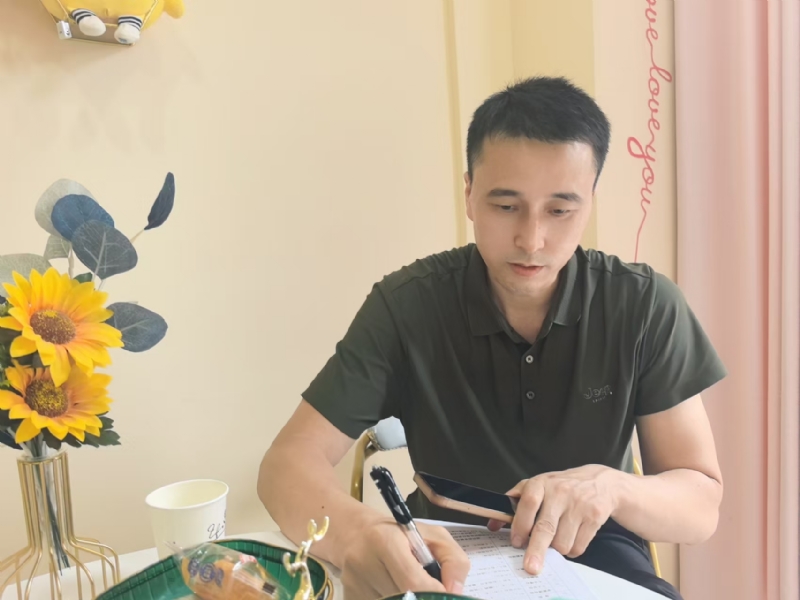 笑看一切的第二张照片--临沂相亲服务中心
