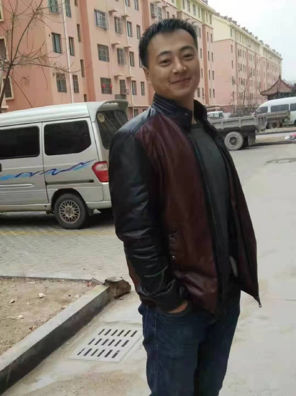 云淡风轻的第一张照片--临沂相亲服务中心