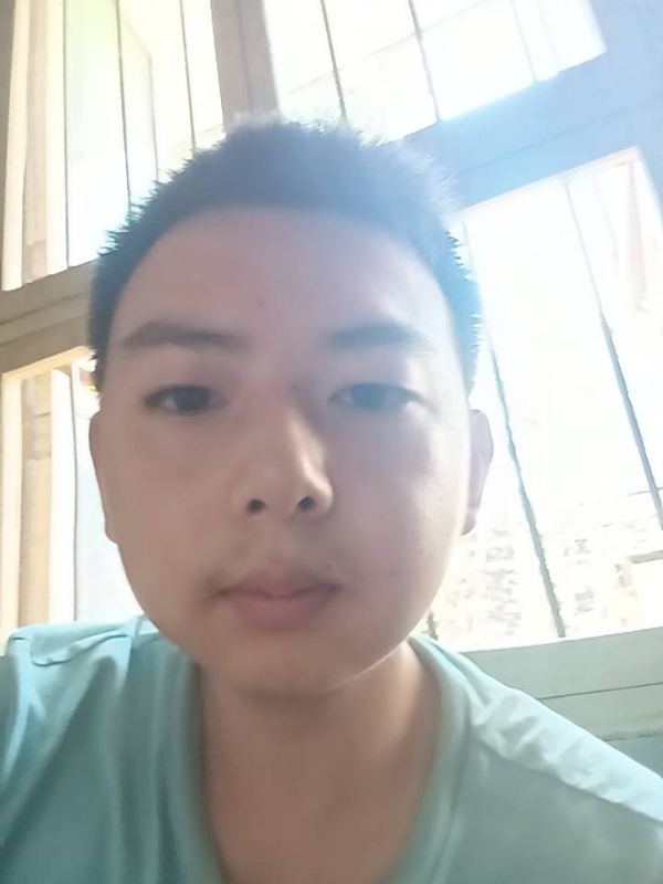 小黄的第二张照片--临沂相亲服务中心
