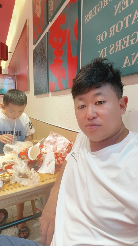 景色宏图的第一张照片--临沂相亲服务中心